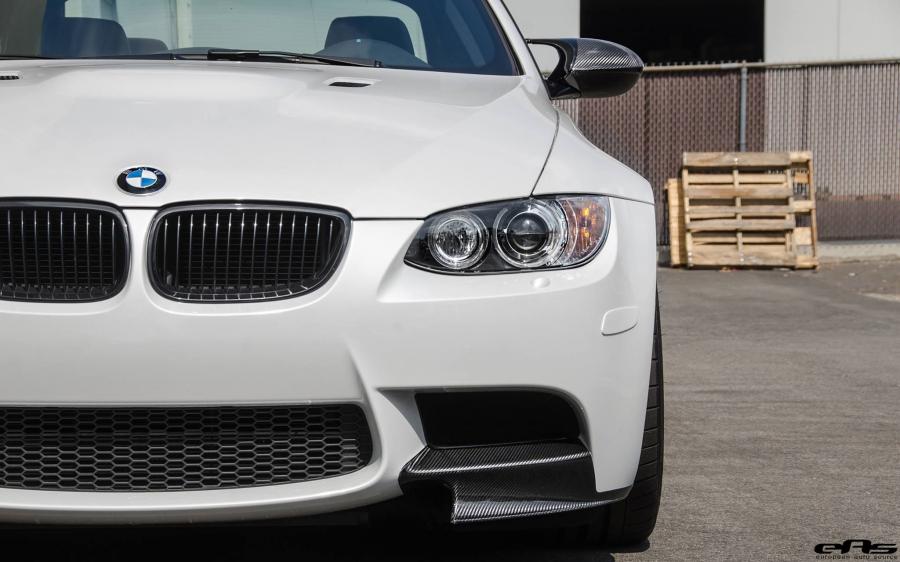 Детали экстерьера BMW M3 Coupe in Mineral White by EAS 2016 года  (фото 26 из 27)